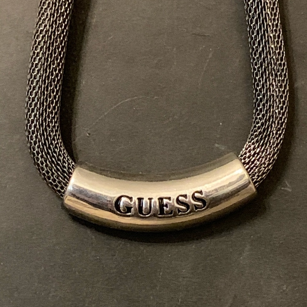 Guess necklace